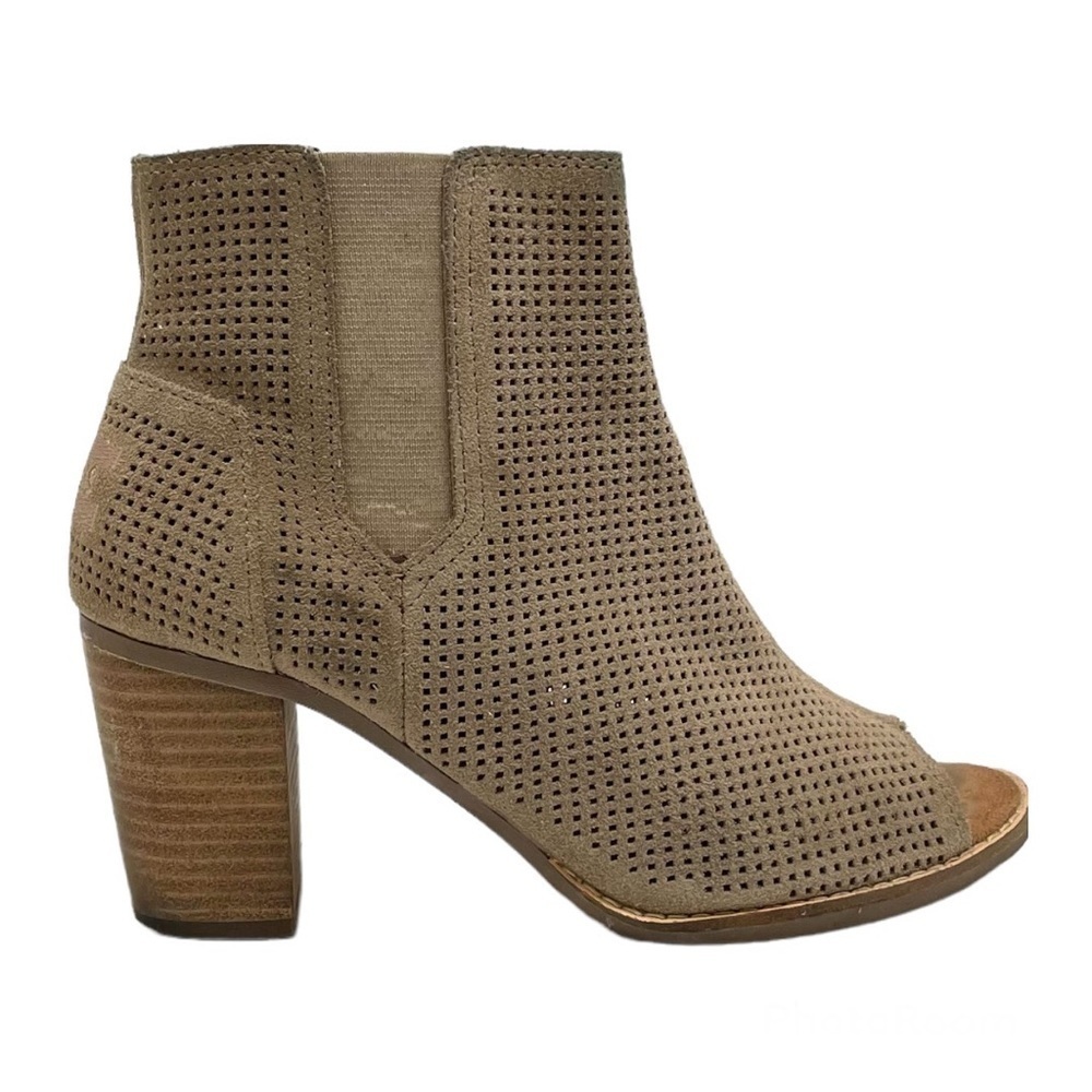 Toms Majorca peep toe stucco suede perforated heeled bootie 7